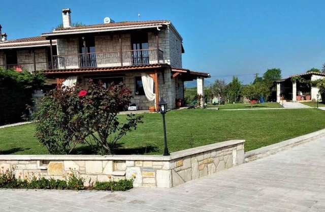 Stone Villa Maria in Fthiotida