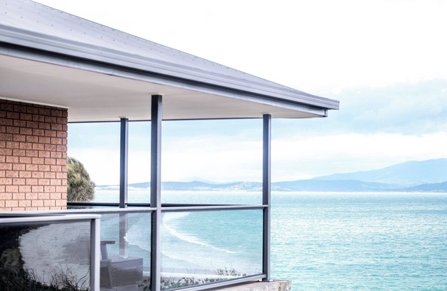 Stones Throw - Freycinet Holiday Houses
