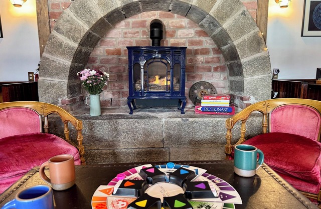 Storybook Cottage on FLX wine trail: fire pit & starry skies