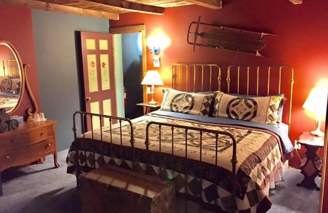 Stowe Austrian Chalet