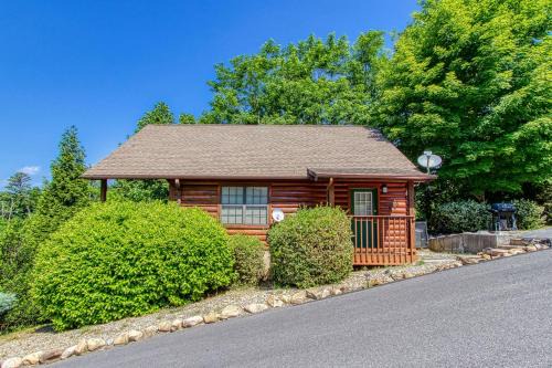 Strawberry Fields, Indoor resort Pool, WIFI, 560 FREE tickets each paid day