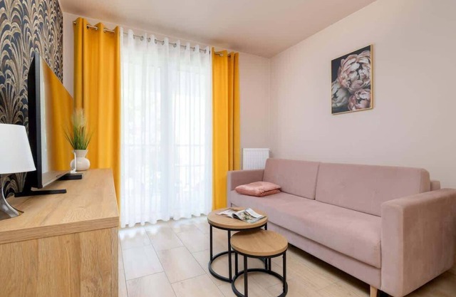 Strzelecka 8 | Apartment | Parking | Center