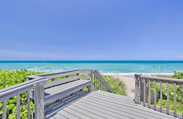 Stuart Condo at Beachfront Resort w/Ocean Views