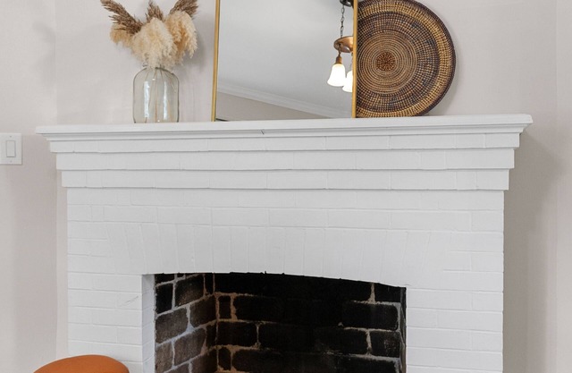 Studio 1 ~ Lovely Apartment, Downtown!