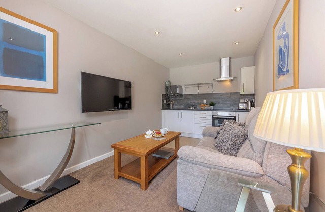 Studio 3 - Ground floor self catering fully equipped studio with patio area