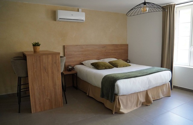Studio 35m2 air-conditioned and fully equipped