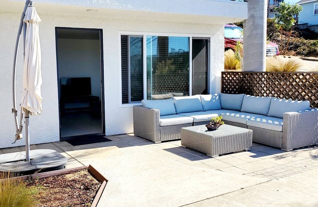 Studio, 5 Minute walk to the beach