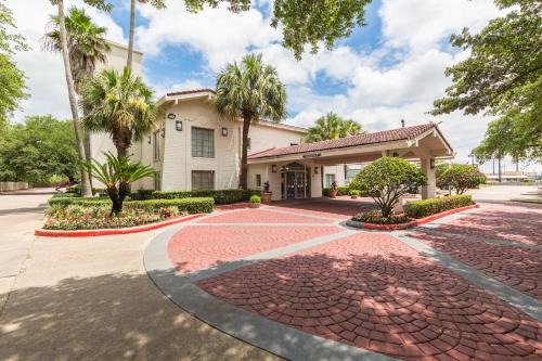 Studio 6 Baytown, Tx - Garth Road