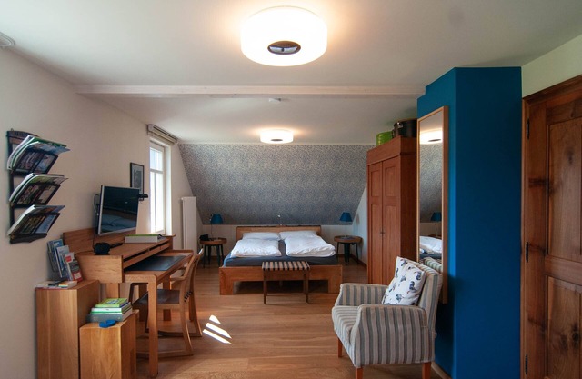 Studio Apartment ' with Sea View, Shared Garden and Wi-Fi