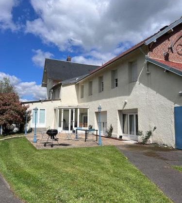Studio aux abords des étangs