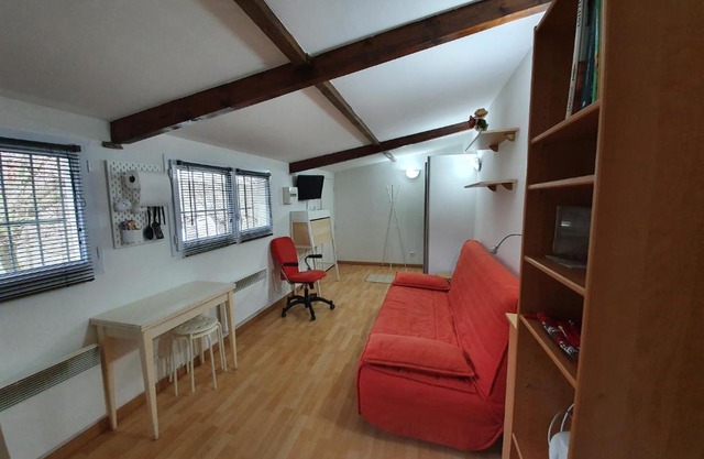 Studio avec terrasse