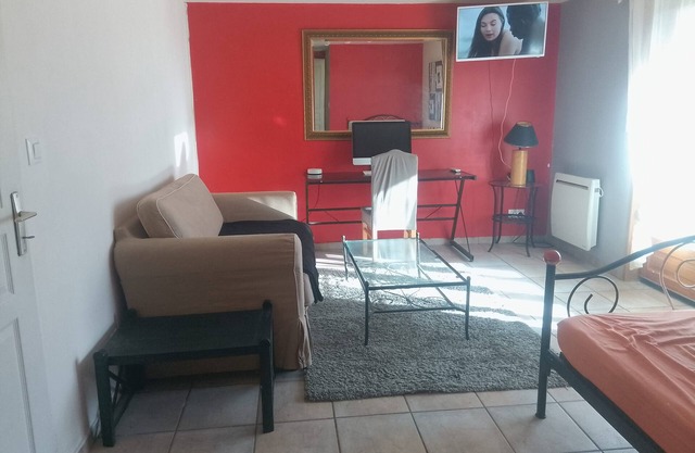 Studio Avec Vaste Jardin
