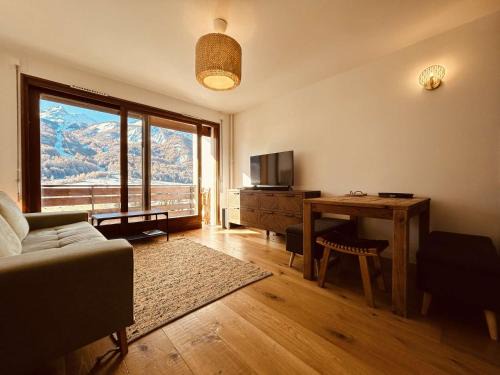 Studio cabine 4 pers. à Monêtier-les-Bains, parking, balcon avec vue montagne - FR-1-330F-242