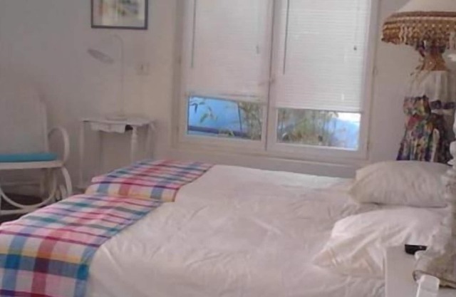 Studio-Comfort-Private Bathroom