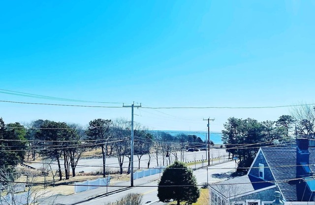 Studio COTTAGE #1- WALK to Keyes Memorial BEACH Barnstable- Hyannis