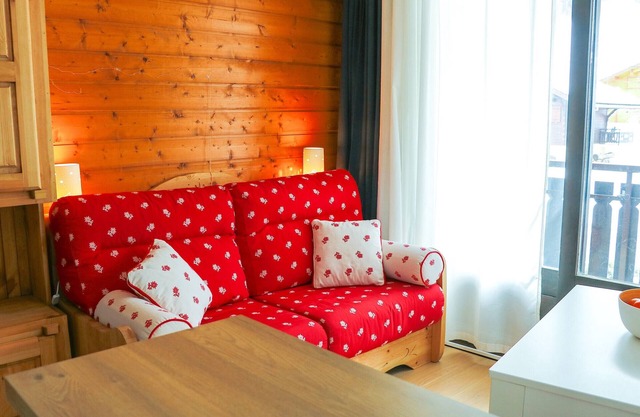 Studio Cozy near Ski Slopes and Hiking Trails in Bernex