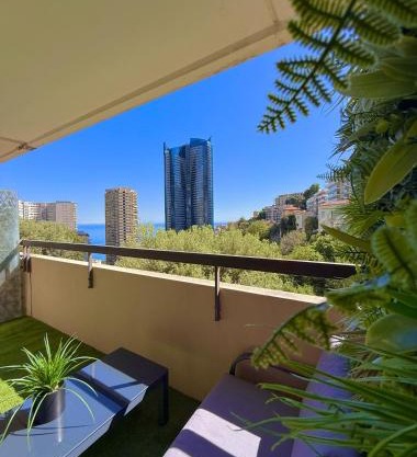 Studio de LUXE Portes de Monaco - Vue MER - Piscine - Wifi