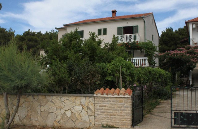 Beach Tkon Pašman 