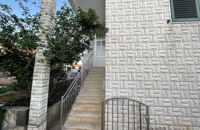 Studio flat with balcony Lovište, Pelješac (AS-19514-a)