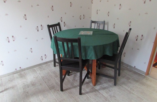 studio for rent in small independent house