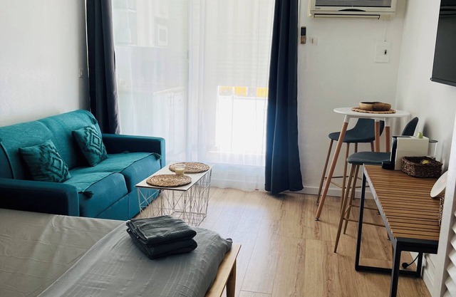 Studio Front mer Marina Saint François