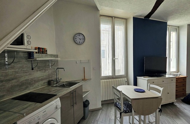 Studio in the center of SAUJON