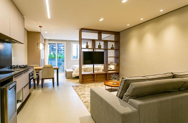 Studio moderno em condomínio com infraestrutura de clube CA13I