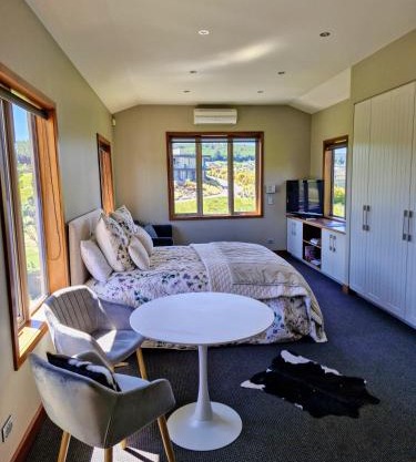 Studio Nestled in Ridgecrest