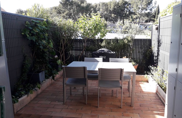 Studio on garden level