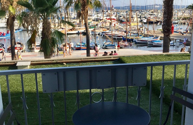 Studio on the port Sanary Sur Mer