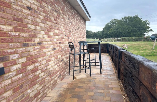 Studio - Sleeps 3 & Free Parking