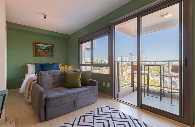 Studio Vila Madalena | Garage | Pool | View
