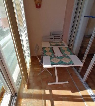 Studio vue sur la mer au 6ème et dernier étage