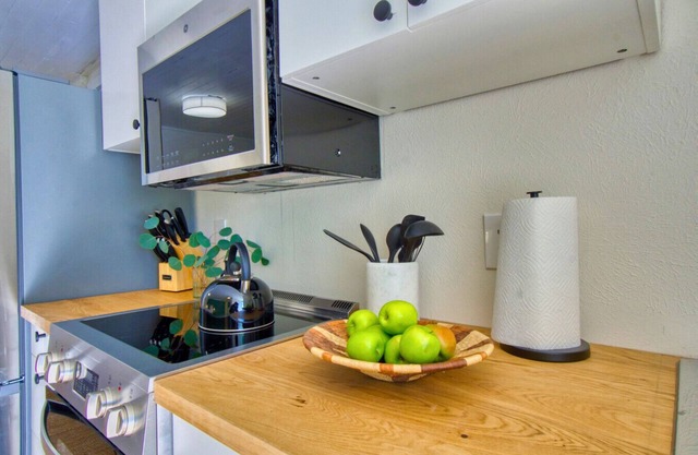 Studio with Private Entrance & Bath| Backs to NREL
