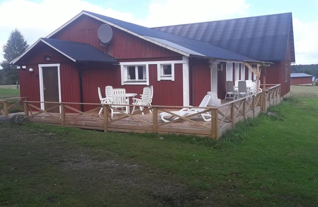Stuga Sörgarden2 apartments 160m²/9 pers. directly by the forest