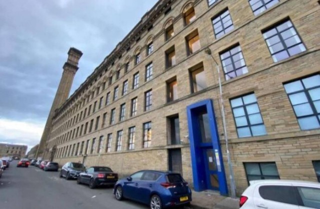Stunning 1-Bed Apartment in Bradford