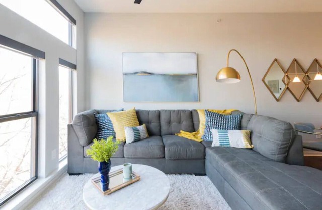 Stunning 1br in the heart of Dilworth & South End