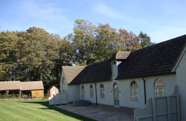 Stunning 2 bedroom cottage (stable conversion) overlooking Rutland Water