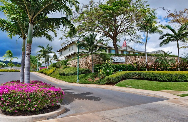 Stunning 3 Bed, 2 1/2 Bath Hillside Villa Located in Ko Olina Resort
