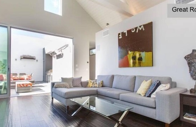 Stunning 3BD Santa Monica Beach House!!!