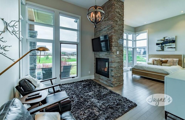 Stunning 4 bedroom 3 bathroom country home