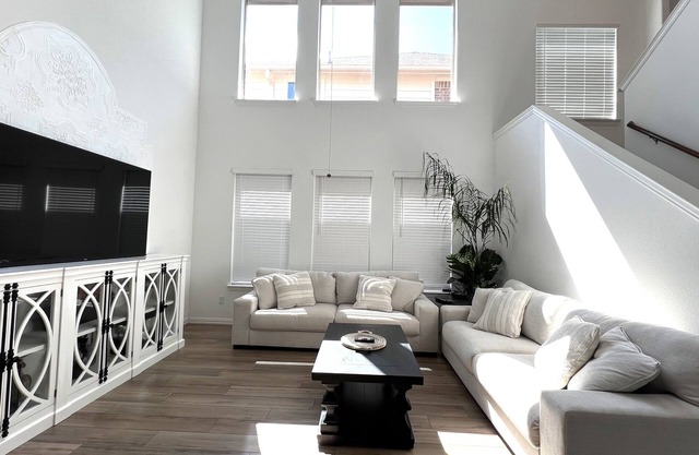 Stunning 4-bedroom house in Vibrant Garland-Plano-Dallas Metro