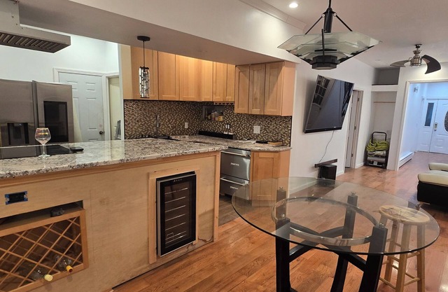 Stunning 5-bedroom house with AC/Heat in charming Poughkeepsie NY
