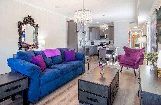 **STUNNING 5BR for Fabulous Social Distancing**