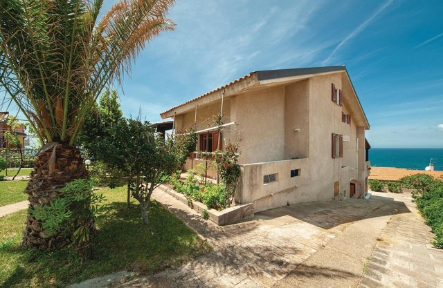 Stunning apartment in Porto Alabe