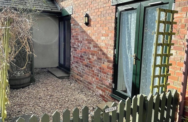 Stunning Barn Conversion with FREE GOLF,nPet friendly