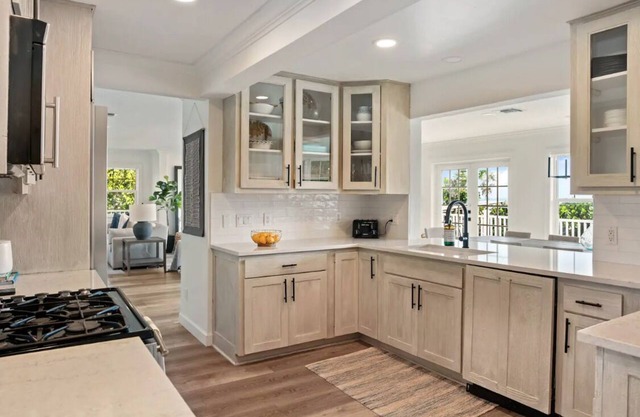 Stunning Beach House | Private Beach Access | 3BR