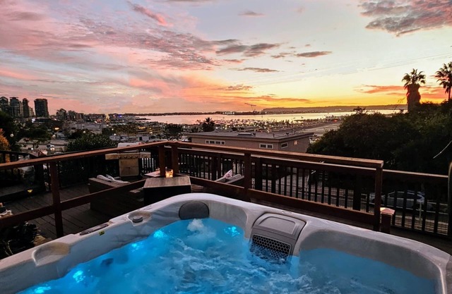 Stunning city and bay views w/hot tub & fire pit