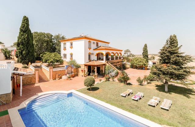 Stunning home in Aguilar de la Frontera