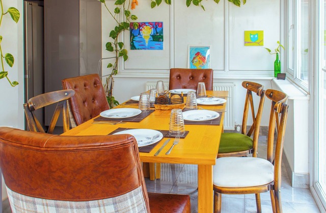 Stunning Family Home nr London & Harry Potter Tour | Pass The Keys